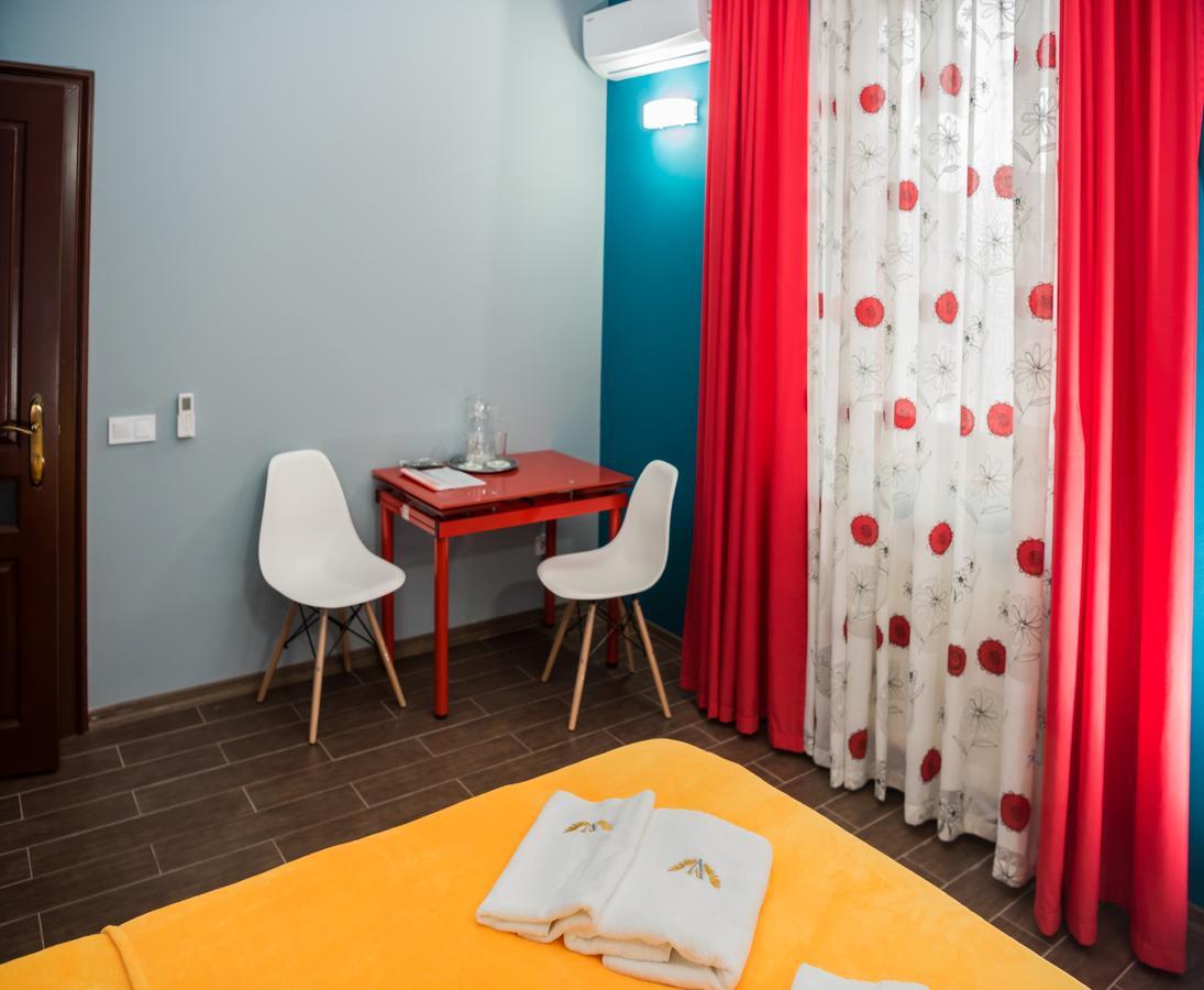 Hotel " Boutique " อุชโฮรอด ภายนอก รูปภาพ