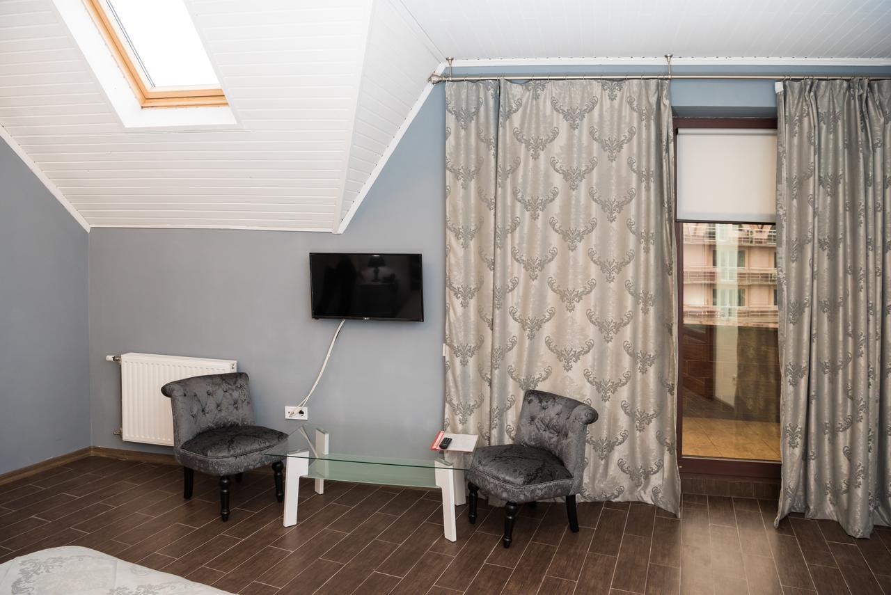 Hotel " Boutique " อุชโฮรอด ภายนอก รูปภาพ