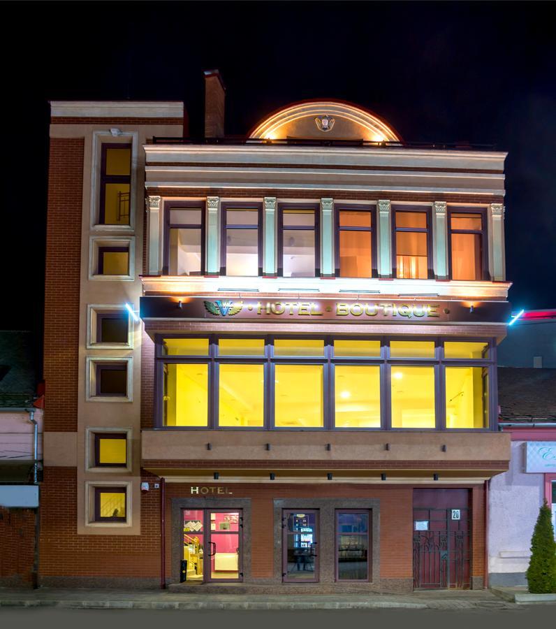 Hotel " Boutique " อุชโฮรอด ภายนอก รูปภาพ