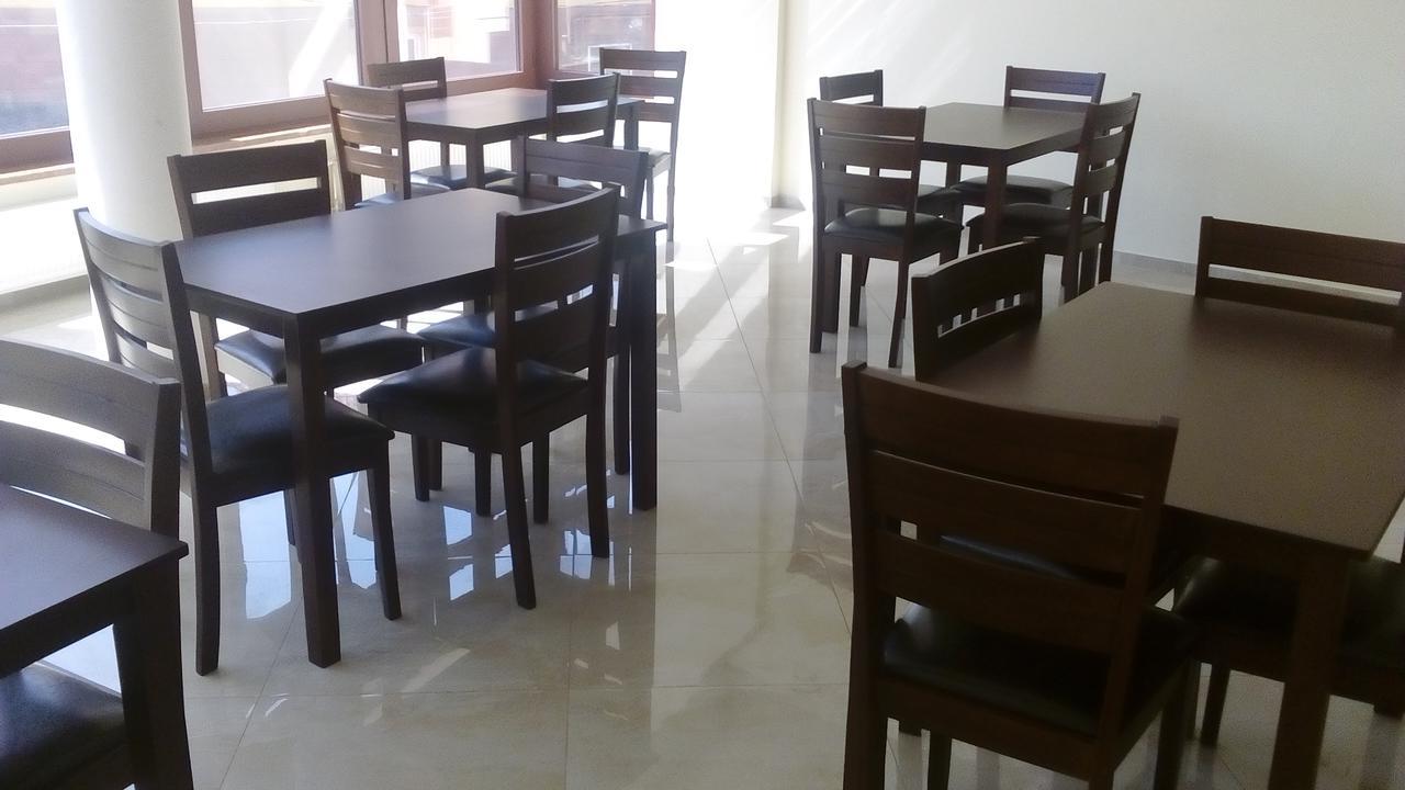 Hotel " Boutique " อุชโฮรอด ภายนอก รูปภาพ