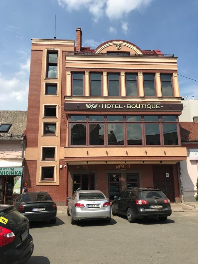 Hotel " Boutique " อุชโฮรอด ภายนอก รูปภาพ